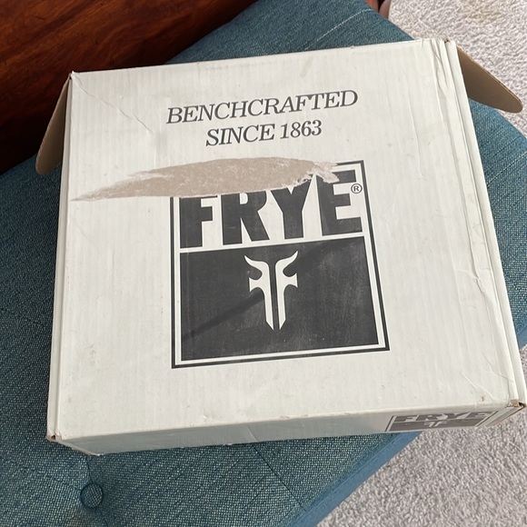 Frye distressed leather engineer boots in great condition! - Picture 8 of 8